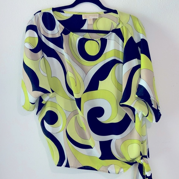 MICHAEL KORS TIE WAIST LEMON GREEN TOP - SIZE LRG - Picture 1 of 10